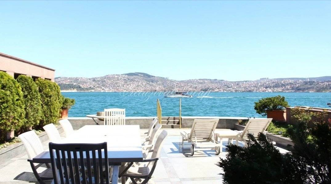 Villa 5+1 in Istanbul, Turkey, Nr. 28602