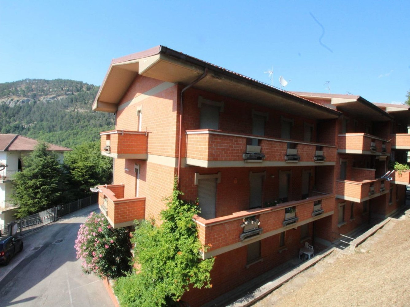 3 rooms Apartment in Caramanico Terme, Italy No. 307578