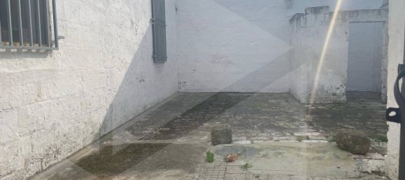 Casa de 4 habitaciónes en San Vito dei Normanni, Italy No. 29090 3