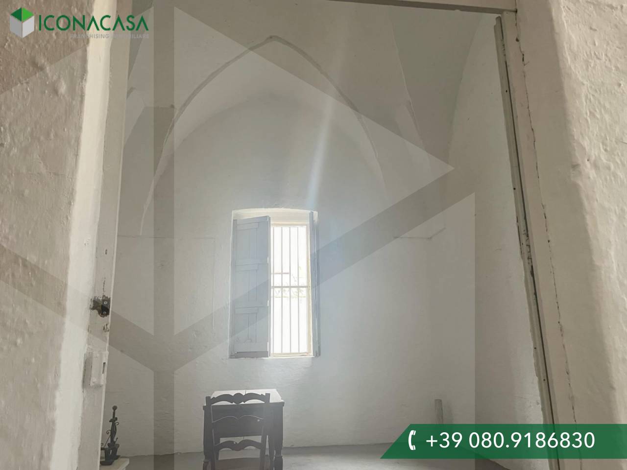 Casa de 4 habitaciónes en San Vito dei Normanni, Italy No. 29090