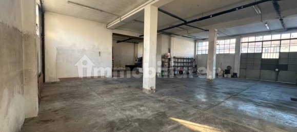 Entrepôt à Gorle, Italy 280m² No. 323762 8