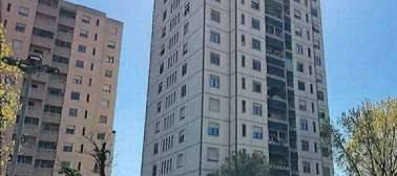 2 bedrooms Apartment in Milan, Italy No. 265263 2