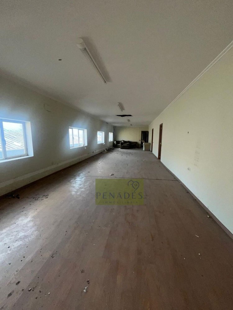 Склад 808м² в Онтиньент, Испания № 234933