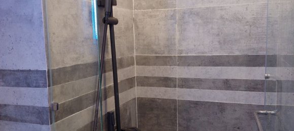 Studio in District 4, Vietnam No. 16179 14