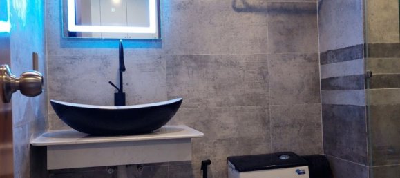 Studio in District 4, Vietnam No. 16179 16