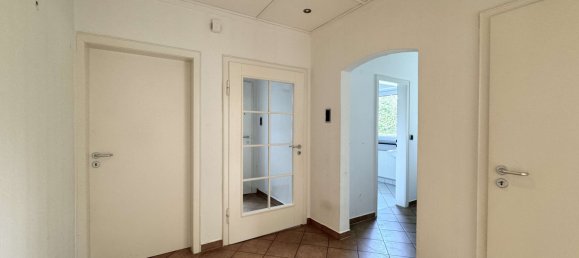 5 rooms House in Holzminden, Germany No. 45406 11