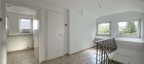 5 rooms House in Holzminden, Germany No. 45406 8