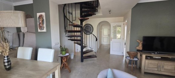 2 bedrooms Penthouse in Marbella, Spain No. 176159 2