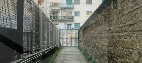 1-Zimmer Gewerbliche Immobilie in Naples, Italy, Nr. 19209 10