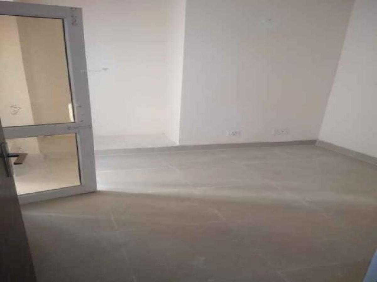 2 Schlafzimmer Haus in Noida, India, Nr. 68083