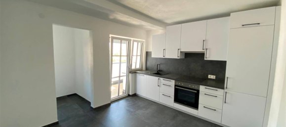 Apartamento de 2 dormitorios en Pfaffenhofen, Austria No. 183160 2