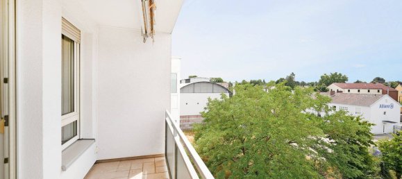 2 rooms Apartment in Nuremberg, Germany No. 322652 2