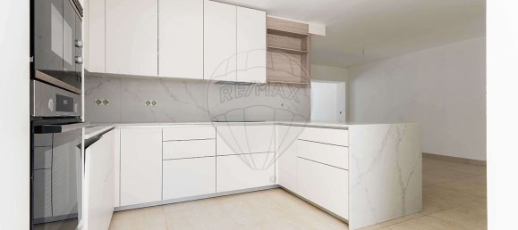 3 Schlafzimmer Haus in Cascais, Portugal, Nr. 355827 6