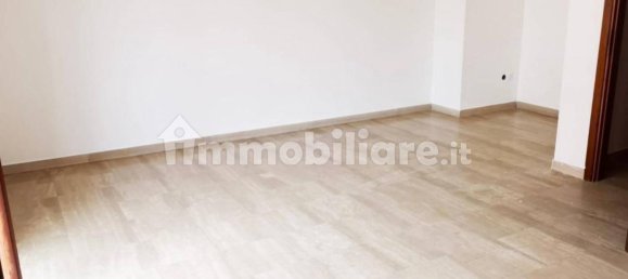 Квартира с 2 спальнями в Ортона, Италия № 358469 3