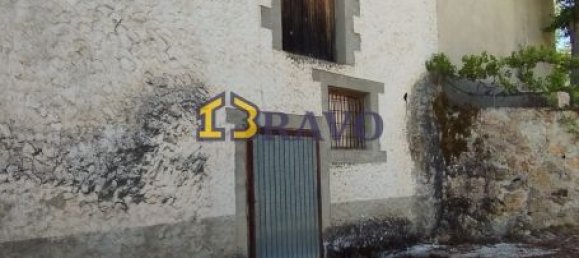 1263m² Warehouse in Medina de Pomar, Spain No. 129473 2