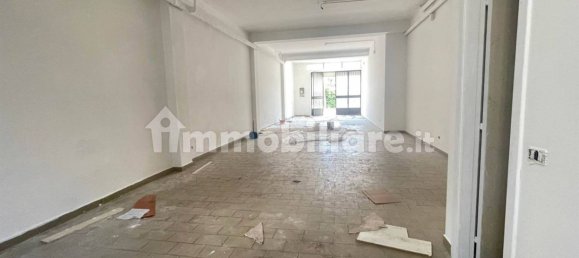 Коммерческая недвижимость с 1 комнатой в Лечче, Италия № 234263 8