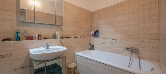 6 rooms Apartment in Hernals, Austria No. 262335 18