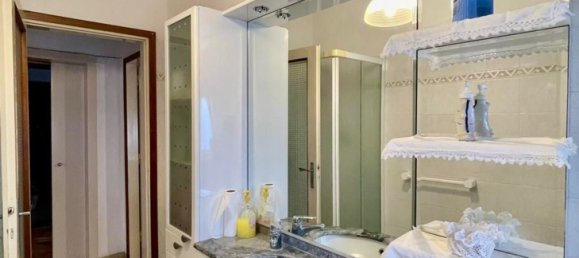 Apartamento de 4 divisões em Santa Croce sull'Arno, Italy N.º 301086 23