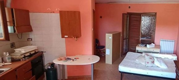 Duplex de 2 divisões em Monterotondo, Italy N.º 238908 18