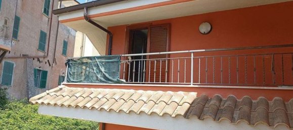 Duplex de 2 divisões em Monterotondo, Italy N.º 238908 3
