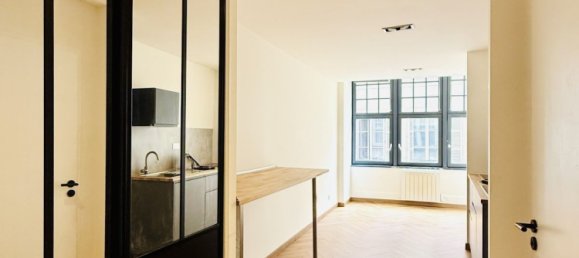 Studio in Metz, France, Nr. 300061 3