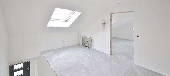 7 rooms House in Baden-Wurttemberg, Germany No. 101068 7