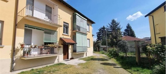 3 rooms Apartment in Abbiategrasso, Italy No. 166834 13