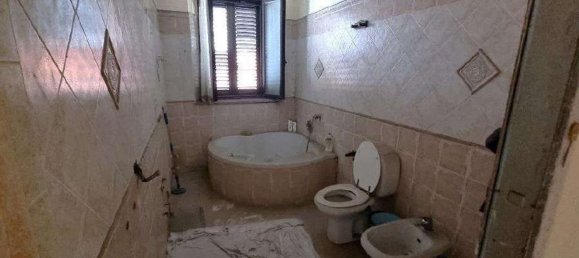 2-Zimmer Wohnung in Busto Arsizio, Italy, Nr. 13044 22