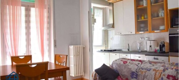 1 bedroom Apartment in Milan, Italy No. 272608 4