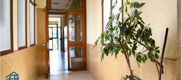 1 bedroom Apartment in Milan, Italy No. 272608 17