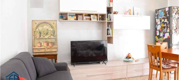 1 bedroom Apartment in Milan, Italy No. 272608 8