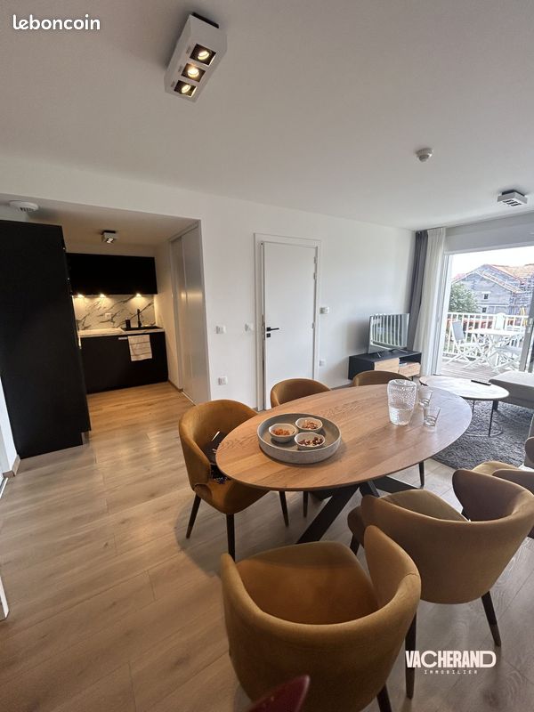 Квартира с 3 спальнями в Камье, Франция № 229661