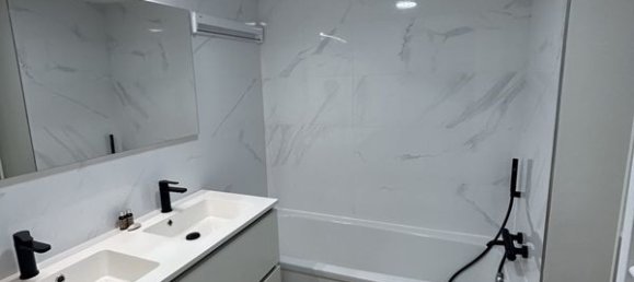 Квартира с 3 спальнями в Камье, Франция № 229661 3