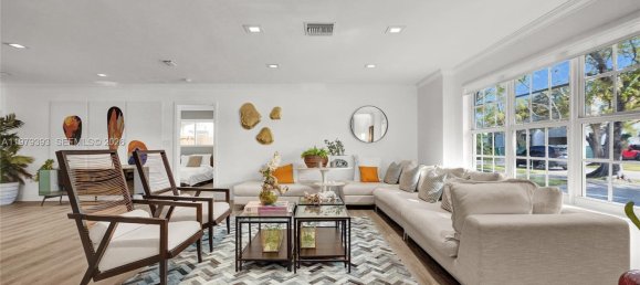 4 chambres villa à vendre à Miami, Miami-Dade, Florida, USA № 615513 2