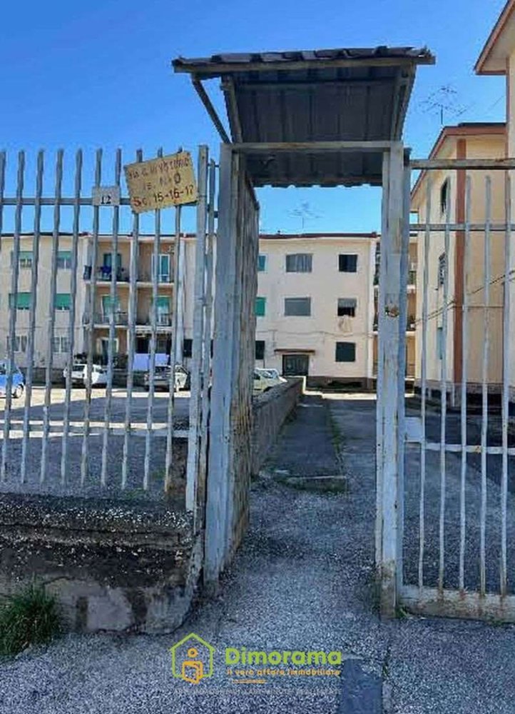6-Zimmer Wohnung in Afragola, Italy, Nr. 303813