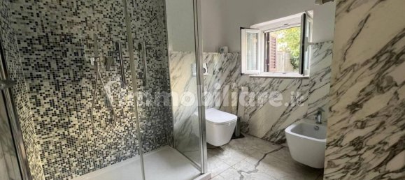 2 bedrooms House in Carrara, Italy No. 50915 14