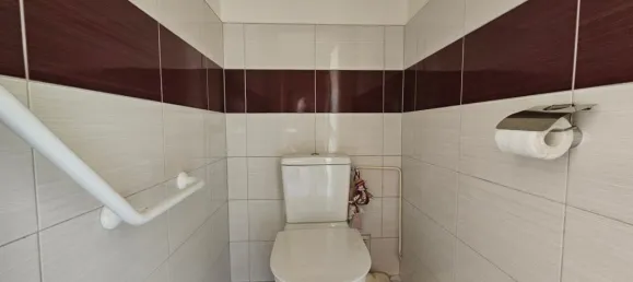 2 bedrooms Apartment in Saint-Etienne, France No. 348210 5