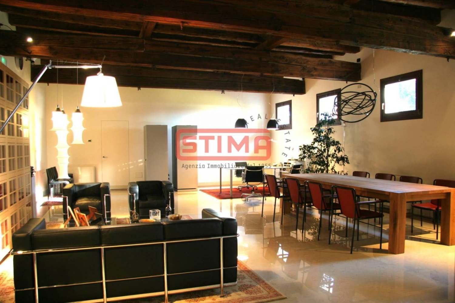 3 rooms Office in Preganziol, Italy No. 365210