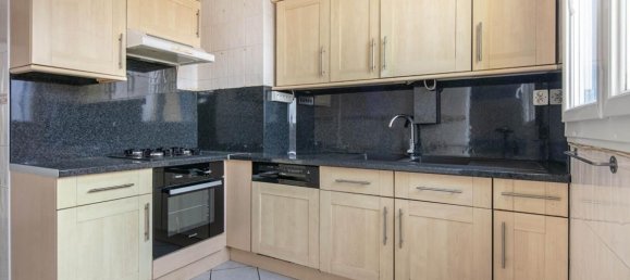 3 Schlafzimmer Wohnung in Fontaine, France, Nr. 341374 2