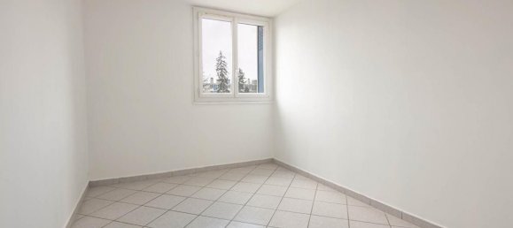 3 Schlafzimmer Wohnung in Fontaine, France, Nr. 341374 7