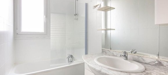 3 Schlafzimmer Wohnung in Fontaine, France, Nr. 341374 3