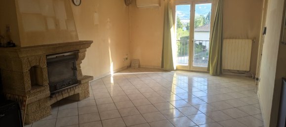 3 Schlafzimmer Haus in Saint-Chamond, France, Nr. 302266 9