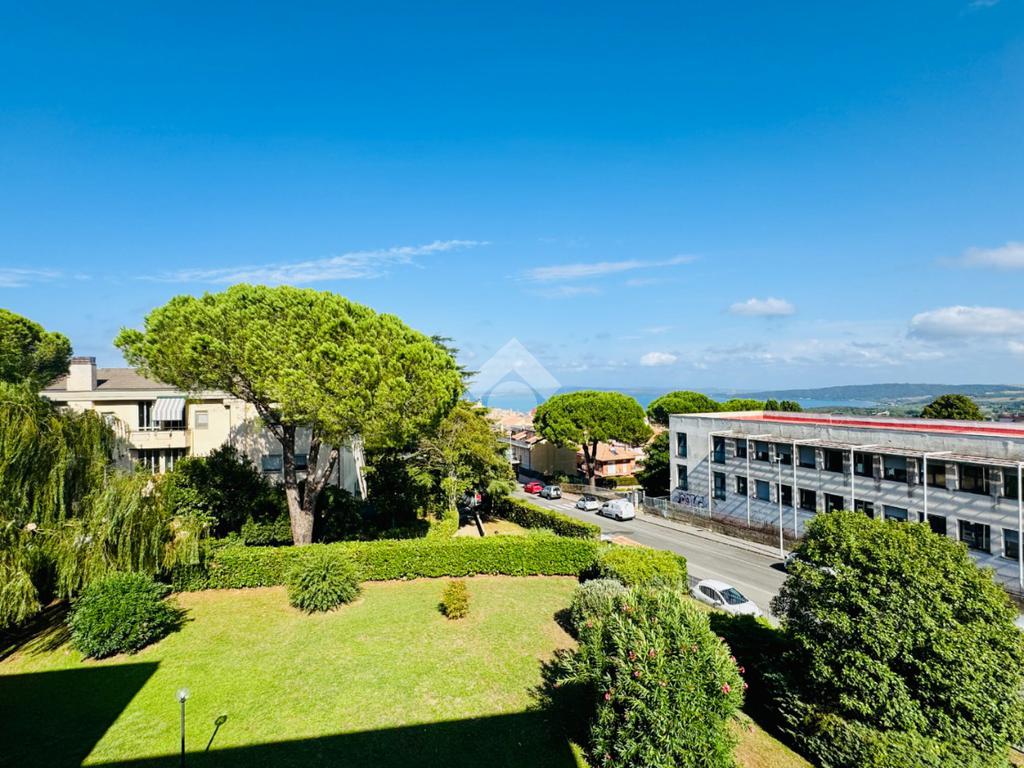 Penthouse T3 em Bracciano, Italy N.º 316272