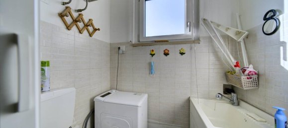 3 rooms Apartment in Turin, Italy No. 34254 46