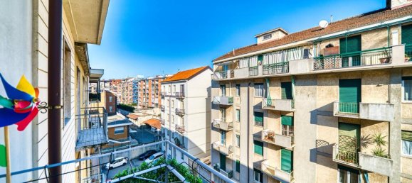 3 rooms Apartment in Turin, Italy No. 34254 47