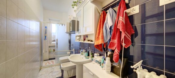 3 rooms Apartment in Turin, Italy No. 34254 45