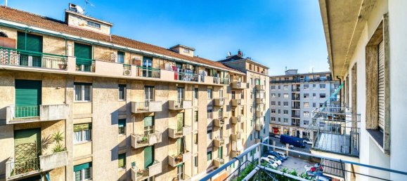3 rooms Apartment in Turin, Italy No. 34254 51