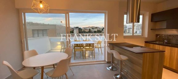 1 bedroom Penthouse in Gzira, Malta No. 9948 2