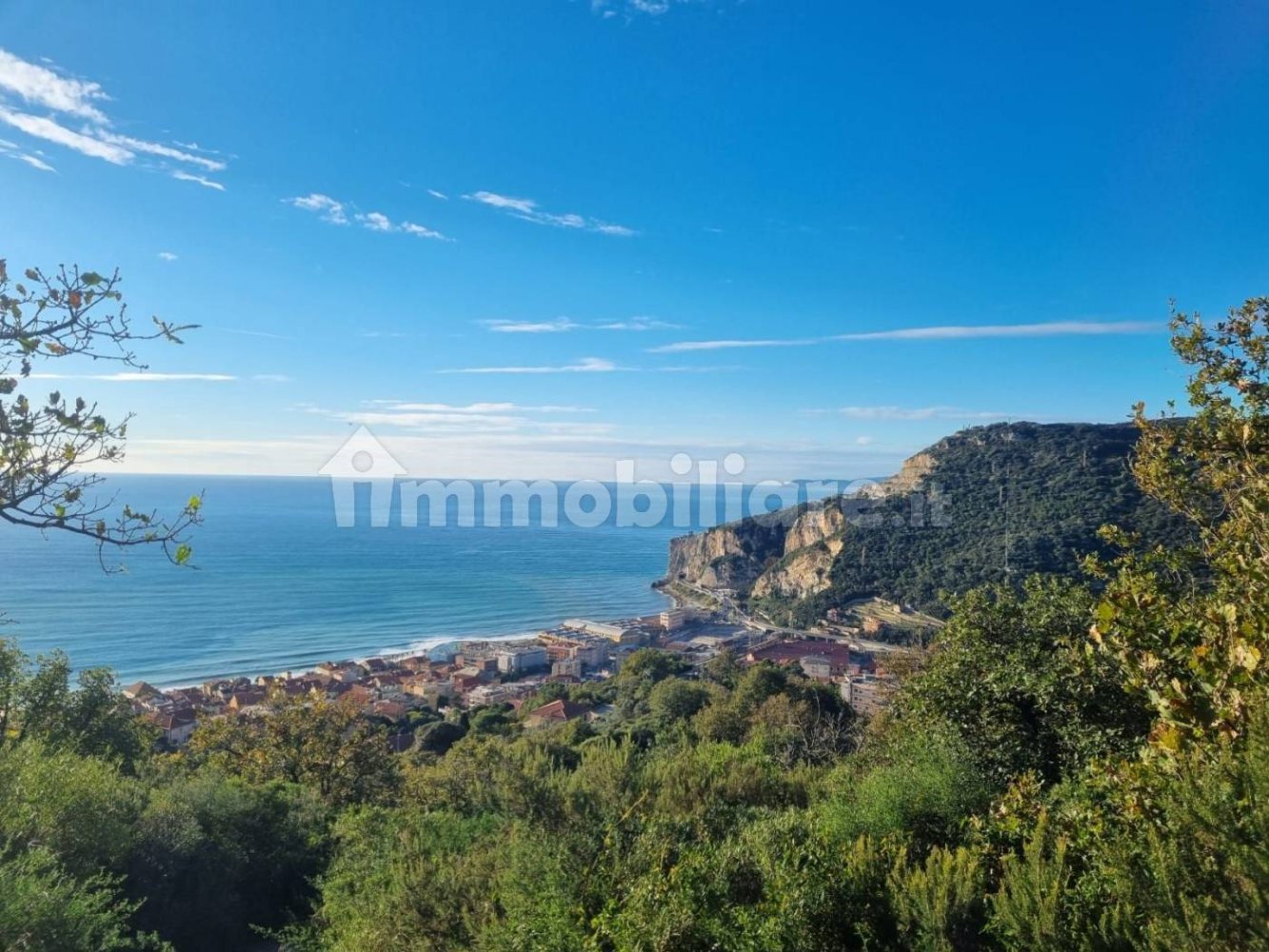 2 bedrooms Apartment in Finale Ligure, Italy No. 272616