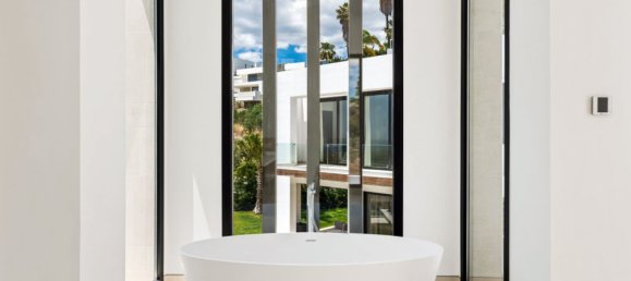 5 Schlafzimmer Villa in La Alqueria-El Paraíso, Spain, Nr. 2879 13